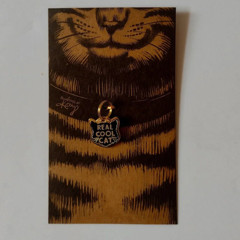 Pet Charm Real Cool Cat Diameter 0.75 inch aprox Primitives by Kathy